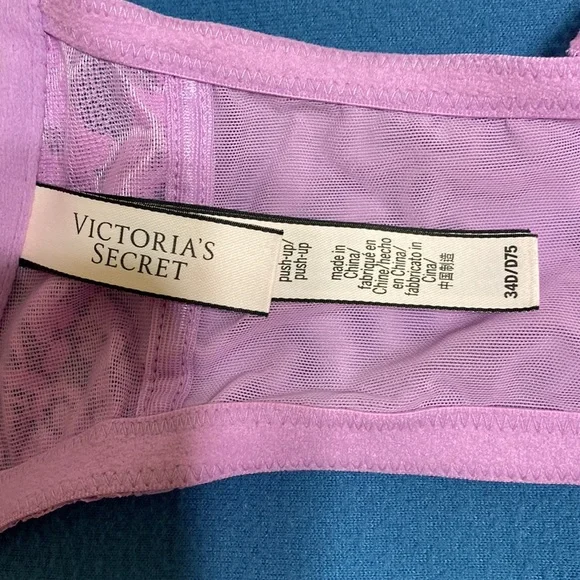New very sexy pinky Victoria’s Secret lace push up bra with adjustable straps - Picture 12 of 12